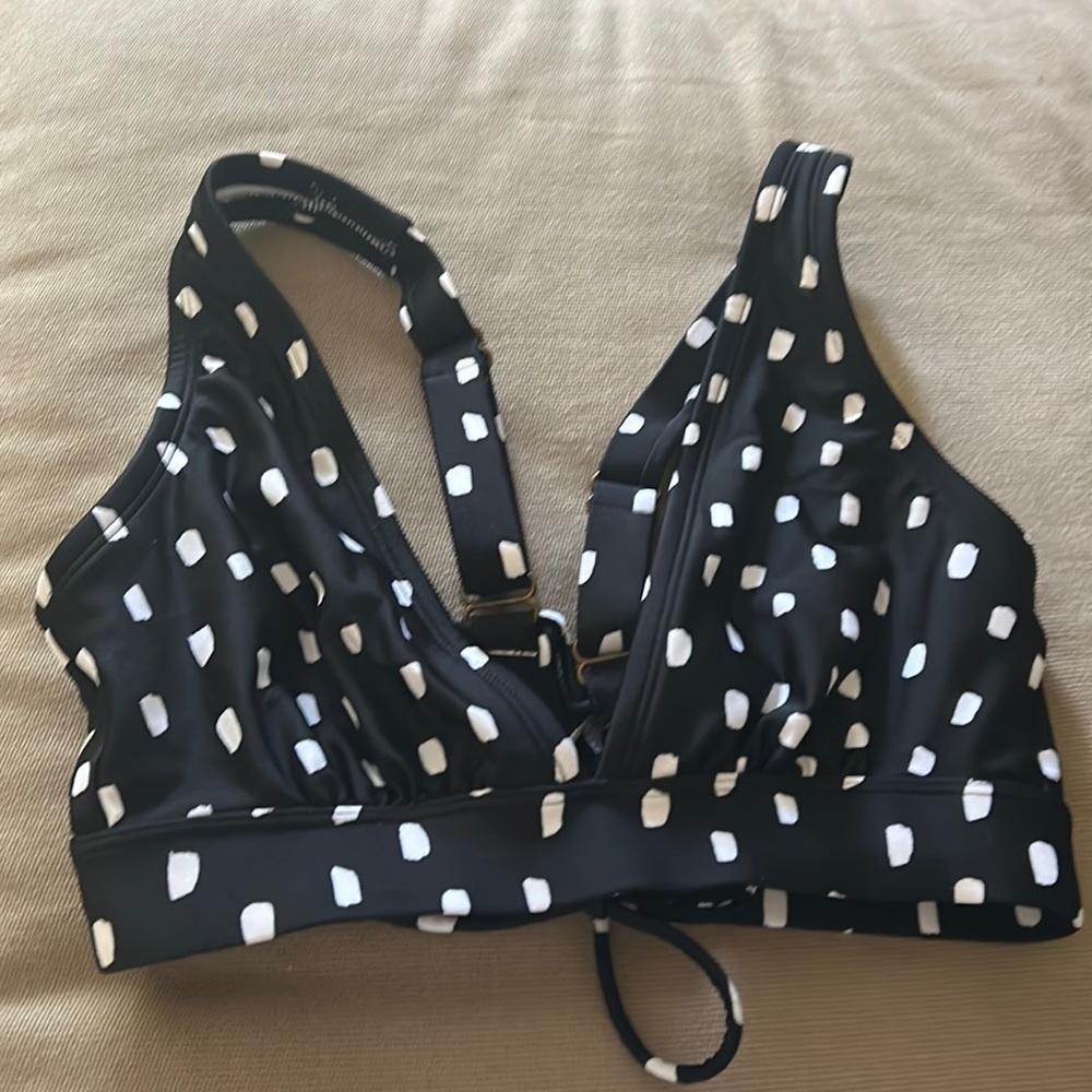 Kona Sol Black Bikini Top
